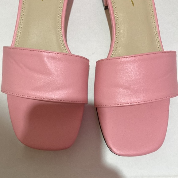 Lulus Mule Block Heel - Picture 2 of 9